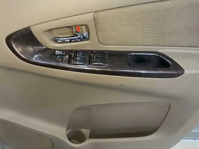 Used Toyota Innova [2013-2014] 2.5 VX 8 STR BS-III in Chandigarh