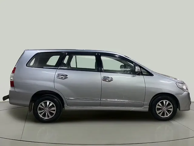 Used Toyota Innova [2013-2014] 2.5 VX 8 STR BS-III in Chandigarh