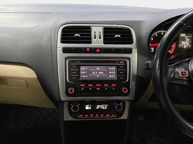 Used Volkswagen Polo [2012-2014] Highline1.2L (P) in Navi Mumbai