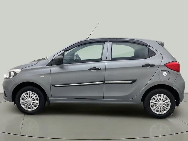 Used Tata Tiago [2016-2020] Revotron XM [2016-2019] in Hyderabad