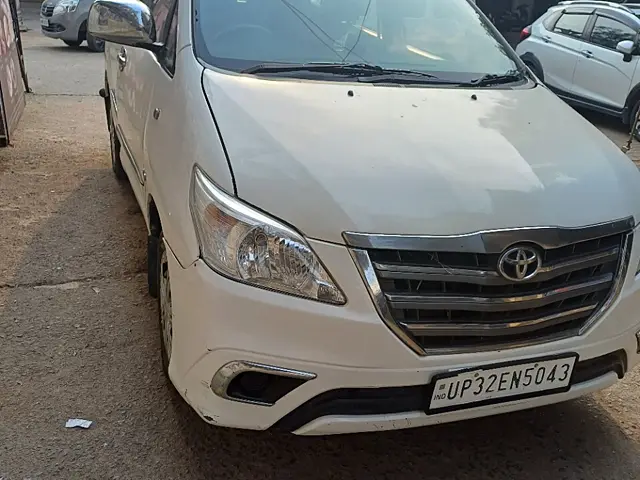Used 2014 Toyota Innova in Lucknow
