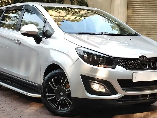 Used 2020 Mahindra Marazzo in Mumbai