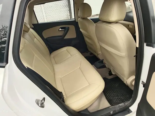 Used Volkswagen Polo [2016-2019] Highline1.2L (P) in Hyderabad