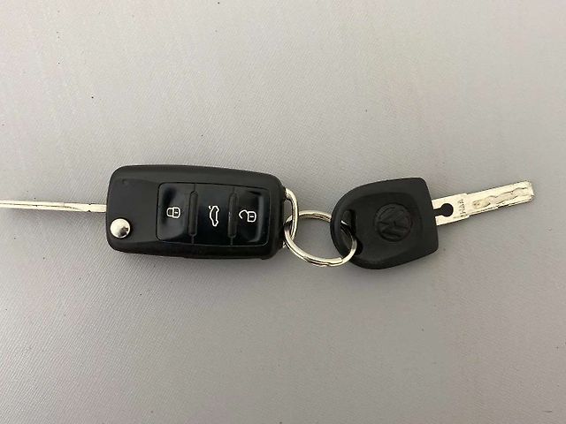Used Volkswagen Polo [2016-2019] Comfortline 1.2L (P) in Hyderabad