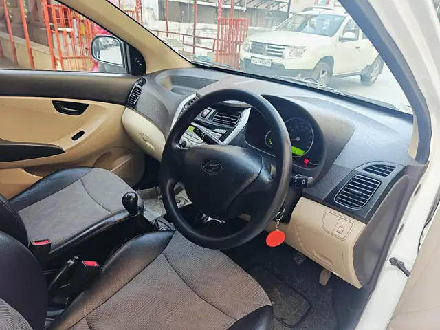 Used Hyundai Eon Magna [2011-2012] in Ahmedabad