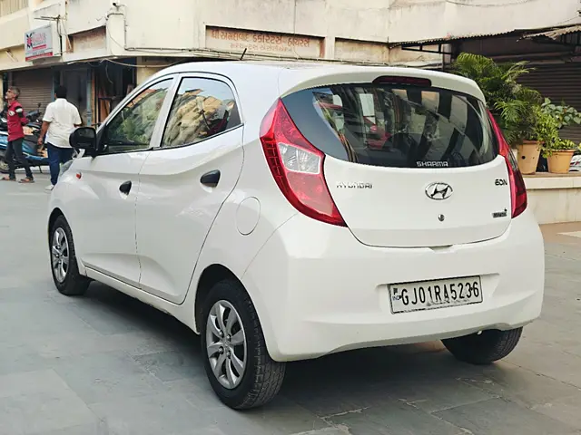 Used Hyundai Eon Magna [2011-2012] in Ahmedabad