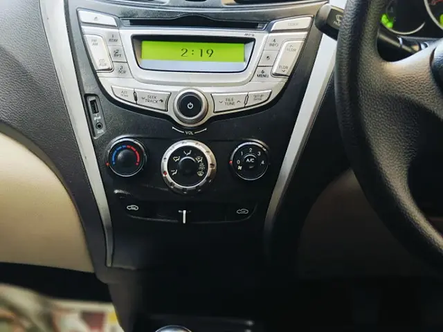 Used Hyundai Eon Magna [2011-2012] in Ahmedabad