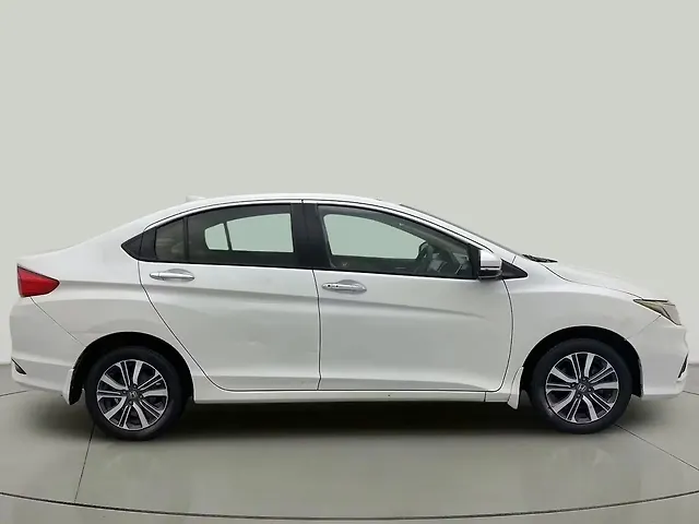 Used Honda City 4th Generation V Petrol [2017-2019] in Hyderabad