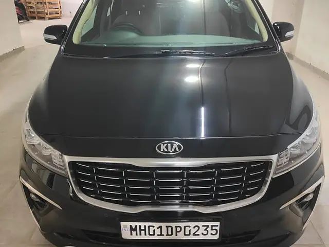Used 2020 Kia Carnival in Mumbai