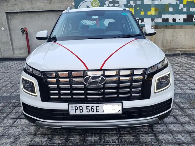 Used Hyundai Venue [2022-2023] SX 1.2 Petrol in Jalandhar