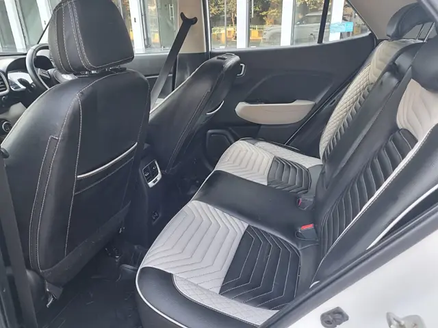 Used Hyundai Venue [2022-2023] SX 1.2 Petrol in Jalandhar