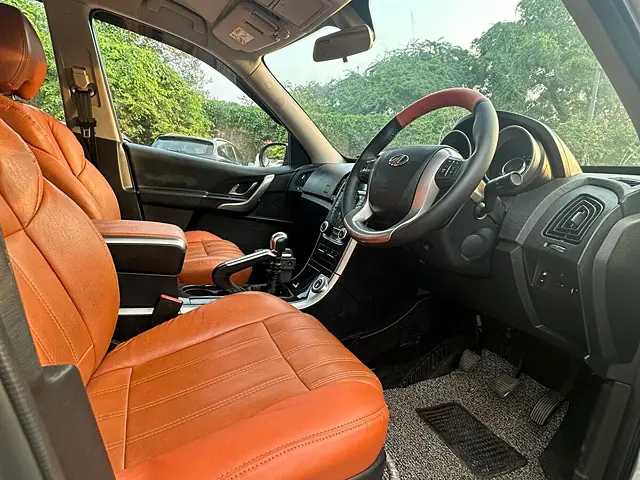 Used Mahindra XUV500 W7 [2018-2020] in Delhi