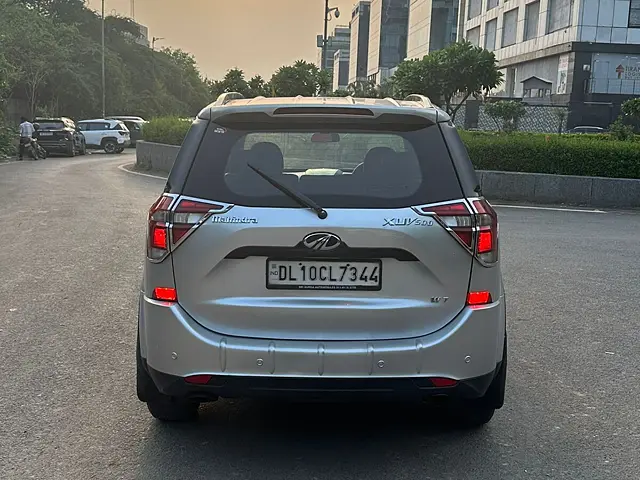 Used Mahindra XUV500 W7 [2018-2020] in Delhi