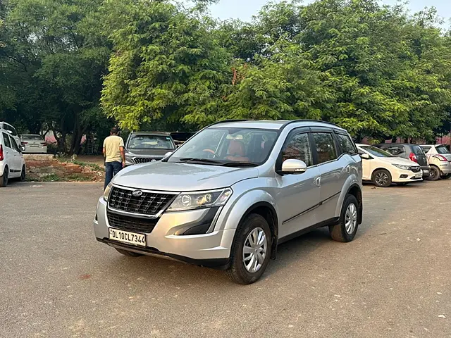 Used Mahindra XUV500 W7 [2018-2020] in Delhi