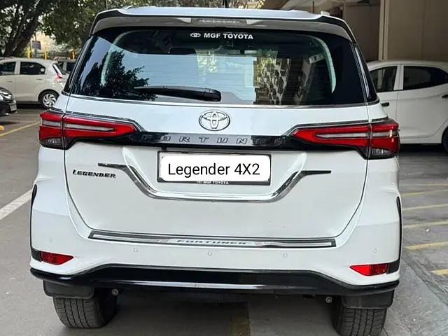 Used Toyota Fortuner Legender 2.8 4X2 AT in Meerut