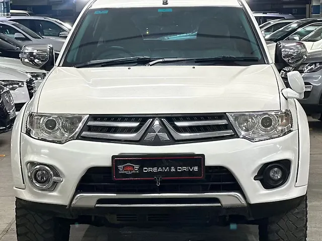 Used 2015 Mitsubishi Pajero in Mumbai