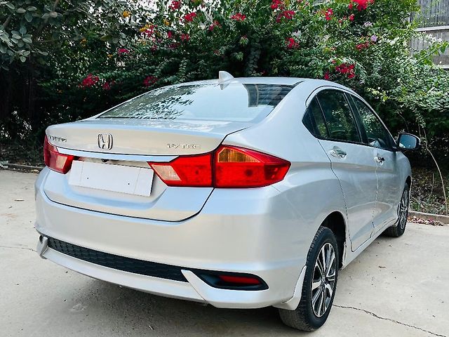 Used Honda City 4th Generation V Petrol [2017-2019] in Ahmedabad
