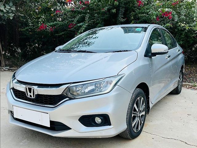 Used Honda City 4th Generation V Petrol [2017-2019] in Ahmedabad