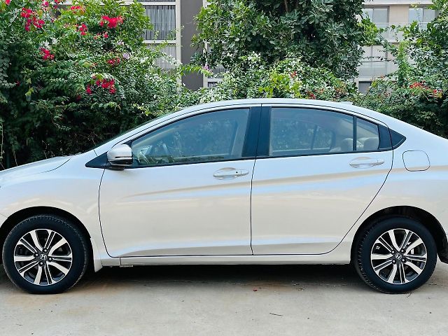 Used Honda City 4th Generation V Petrol [2017-2019] in Ahmedabad