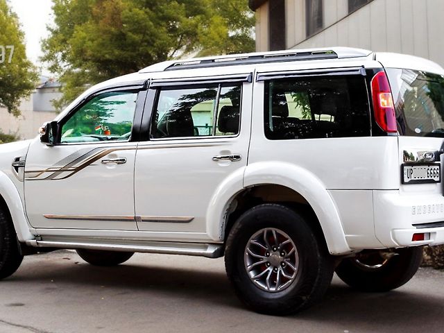 Used Ford Endeavour [2009-2014] 2.5L 4x2 in Lucknow