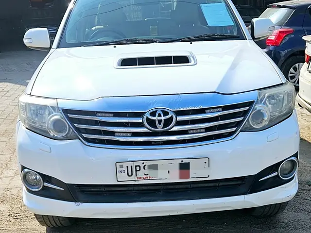 Used 2015 Toyota Fortuner in Agra