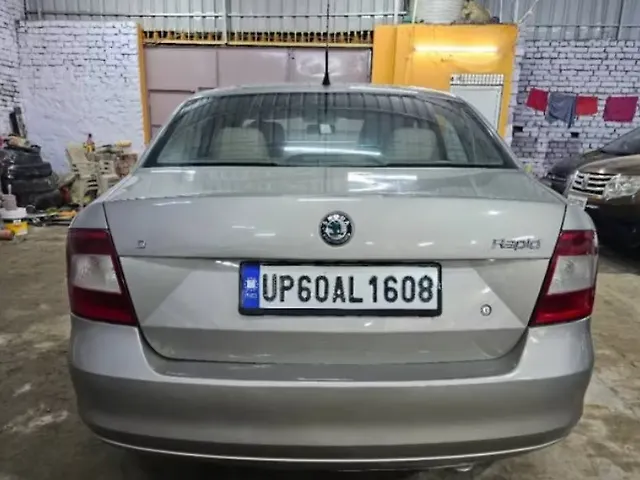 Used Skoda Rapid [2011-2014] Active 1.6 TDI CR MT Plus in Badohi