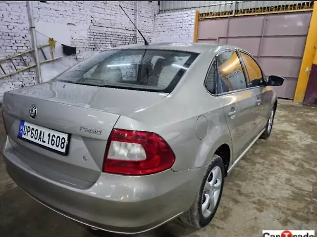 Used Skoda Rapid [2011-2014] Active 1.6 TDI CR MT Plus in Badohi