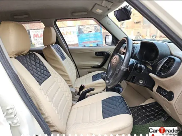 Used Mahindra TUV300 [2015-2019] T4 Plus in Badohi