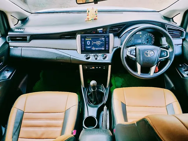 Used Toyota Innova Crysta [2016-2020] 2.4 G 8 STR [2016-2017] in Bhubaneswar