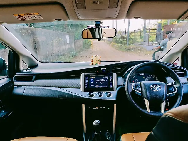 Used Toyota Innova Crysta [2016-2020] 2.4 G 8 STR [2016-2017] in Bhubaneswar