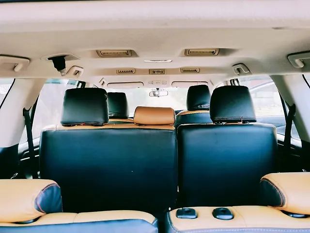 Used Toyota Innova Crysta [2016-2020] 2.4 G 8 STR [2016-2017] in Bhubaneswar