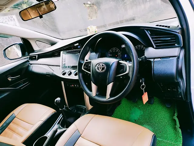 Used Toyota Innova Crysta [2016-2020] 2.4 G 8 STR [2016-2017] in Bhubaneswar
