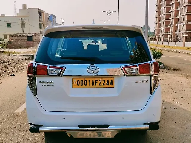 Used Toyota Innova Crysta [2016-2020] 2.4 G 8 STR [2016-2017] in Bhubaneswar
