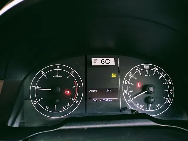 Used Toyota Innova Crysta [2016-2020] 2.4 G 8 STR [2016-2017] in Bhubaneswar