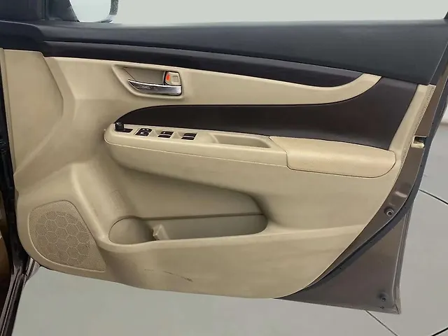 Used Maruti Suzuki Ciaz [2014-2017] VXi+ in Ahmedabad