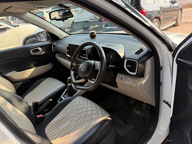 Used Hyundai Venue [2022-2023] SX 1.2 Petrol in Lucknow
