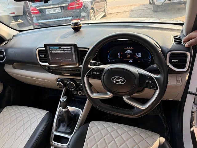 Used Hyundai Venue [2022-2023] SX 1.2 Petrol in Lucknow