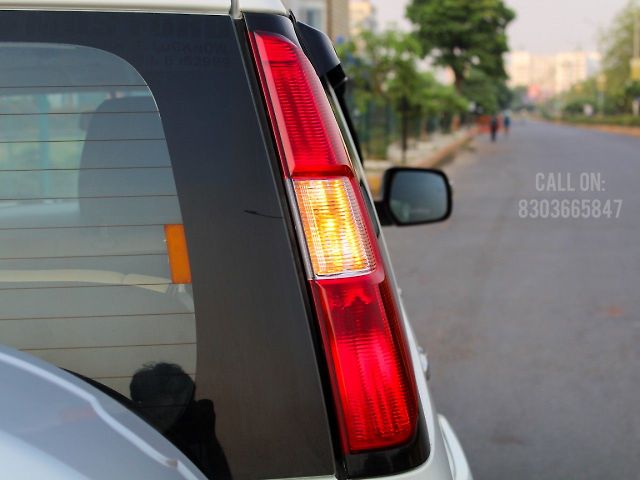 Used Ford Endeavour [2009-2014] 2.5L 4x2 in Lucknow