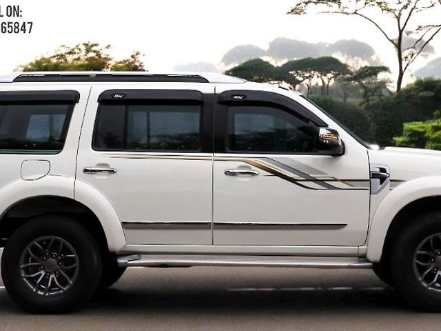 Used Ford Endeavour [2009-2014] 2.5L 4x2 in Lucknow