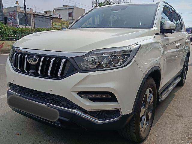 Used Mahindra Alturas G4 4WD AT in Raipur