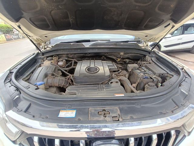 Used Mahindra Alturas G4 4WD AT in Raipur