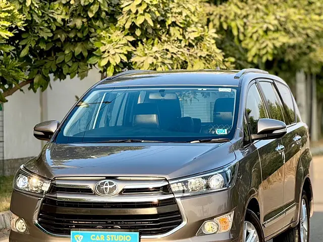Used 2016 Toyota Innova Crysta in Mohali