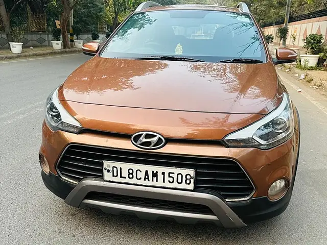 Used 2015 Hyundai i20 Active in Delhi
