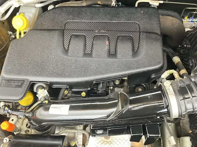 Used Mahindra XUV300 [2019-2024] W8 (O) 1.2 Petrol in Ahmedabad