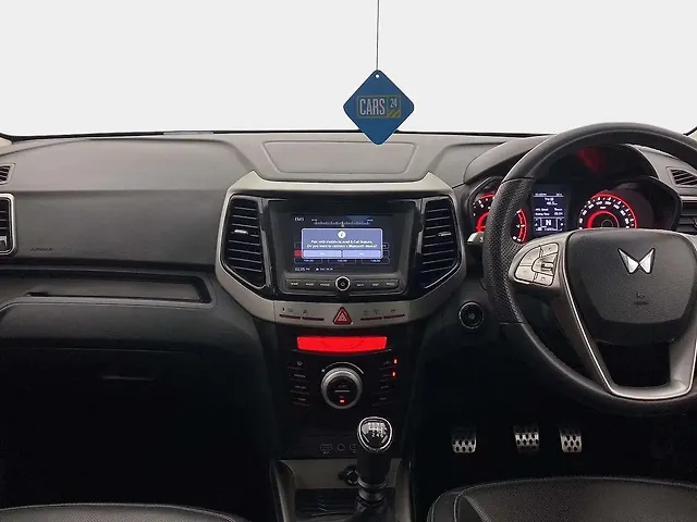 Used Mahindra XUV300 [2019-2024] W8 (O) 1.2 Petrol in Ahmedabad