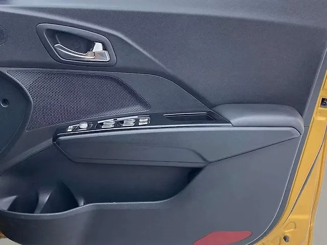 Used Mahindra XUV300 [2019-2024] W8 (O) 1.2 Petrol in Ahmedabad
