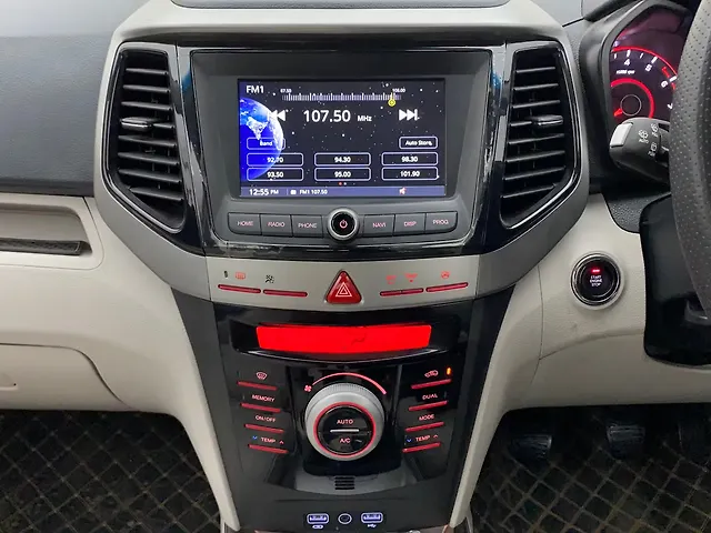 Used Mahindra XUV300 [2019-2024] W8 (O) 1.2 Petrol in Hyderabad