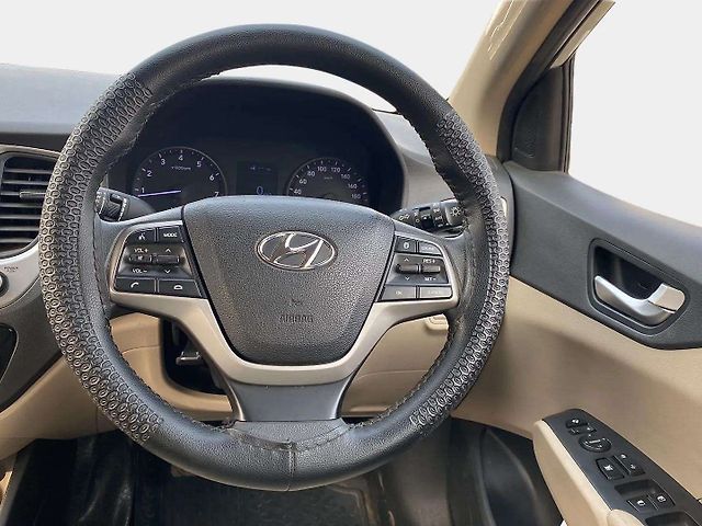 Used Hyundai Verna [2015-2017] 1.6 VTVT SX in Mumbai