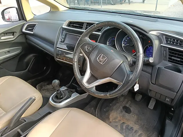 Used Honda Jazz [2015-2018] V Petrol in Hyderabad