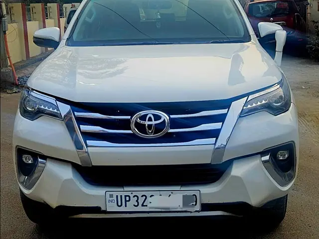 Used 2019 Toyota Fortuner in Agra